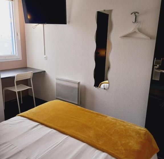 هتل Hôtel M&r