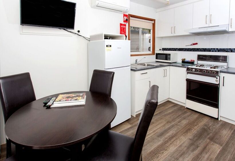 هتل Ingenia Holidays Torquay