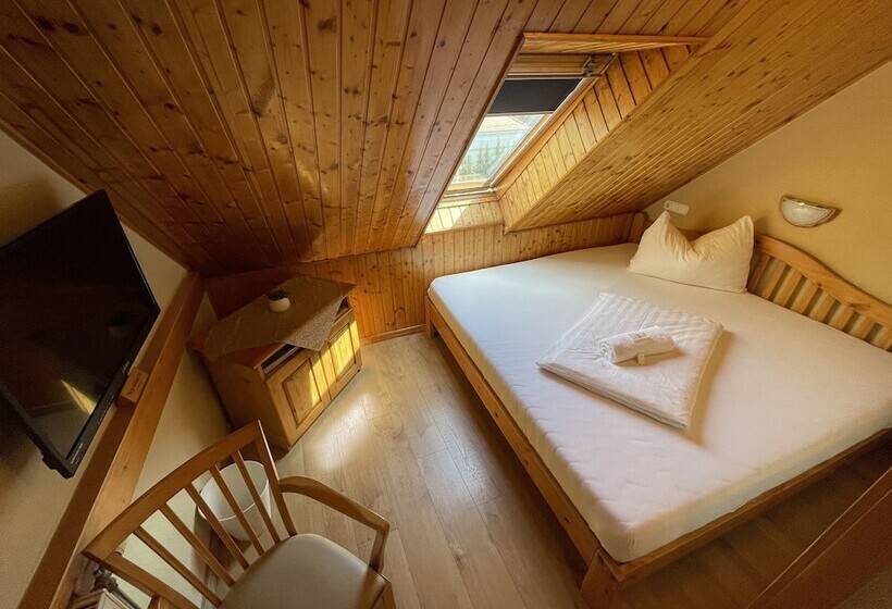 Fotos del hotel Karin:  8