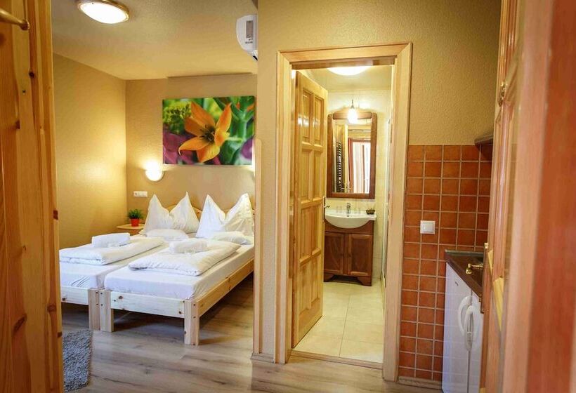 Fotos del hotel Karin:  5