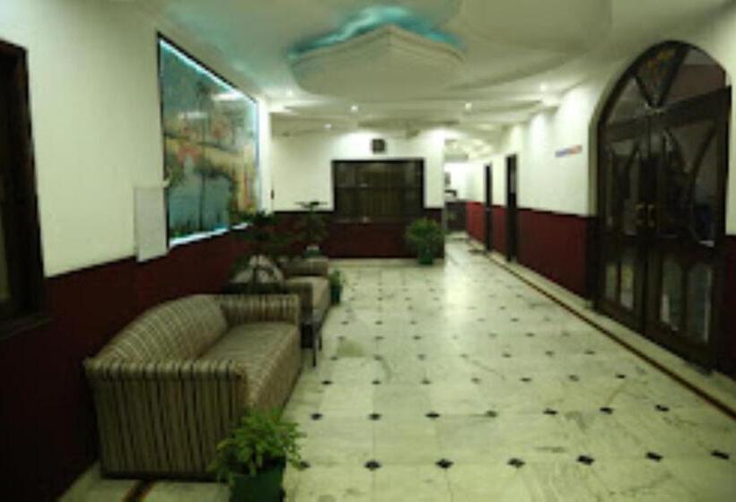 هتل Krishna Sagar , Ghaziabad