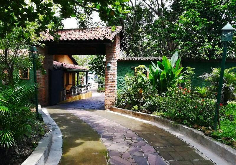 هتل La Posada De Suchitlan