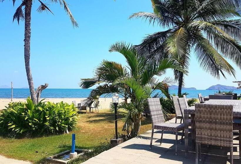 Fotos del hotel Luwansa Beach:  29
