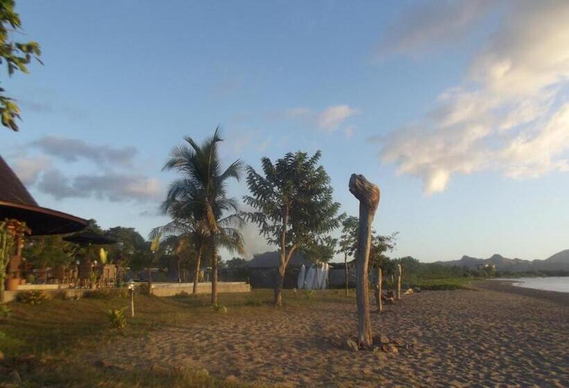 Hotel Luwansa Beach Resort