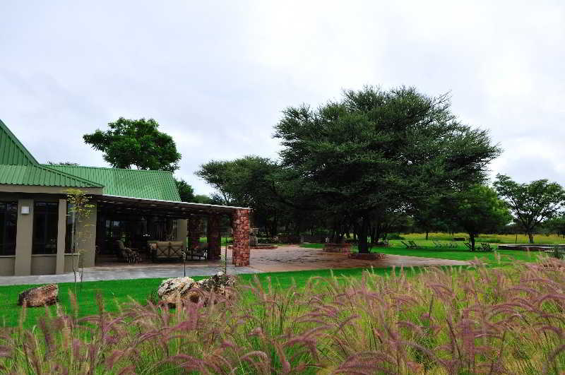 Hotel Otjiwa Safari Lodge