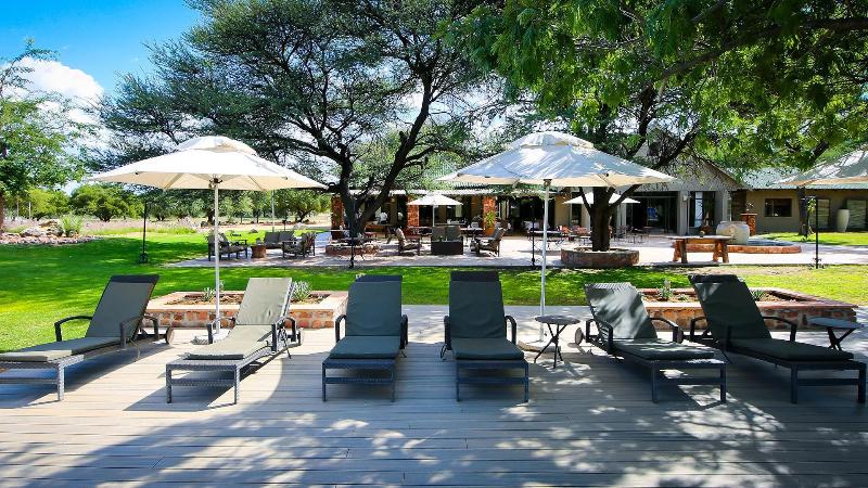 هتل Otjiwa Safari Lodge