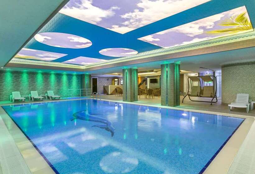 هتل Ramada Usak
