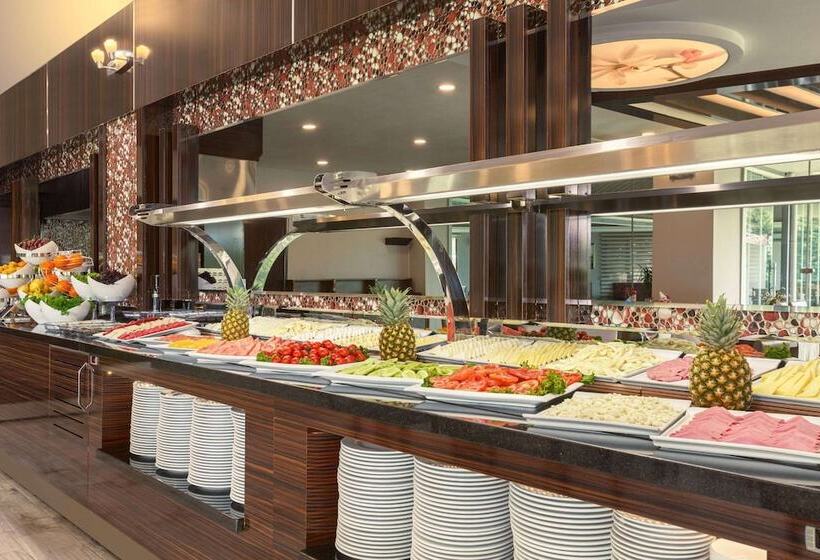 هتل Ramada Usak