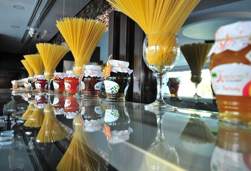 هتل Ramada Usak