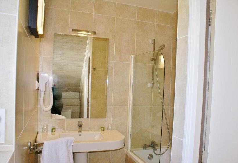 هتل Hôtel La Verperie