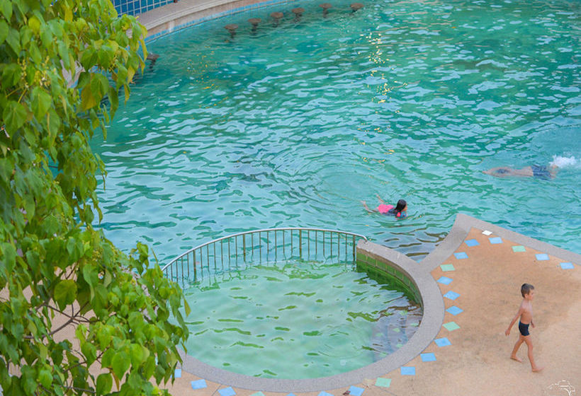 Hotel The Beach At Klong Muang Krabi