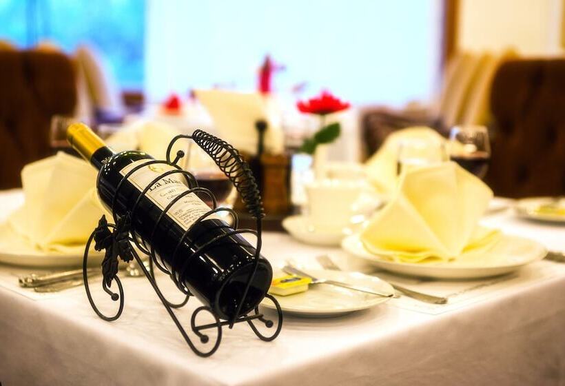 فندق Ramada By Wyndham Suanbo