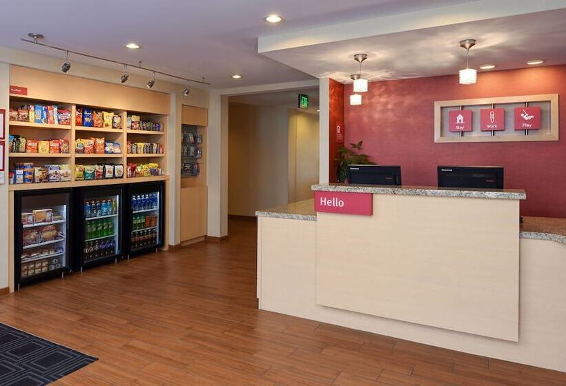 Отель Towneplace By Marriott Suites Detroit Auburn Hills