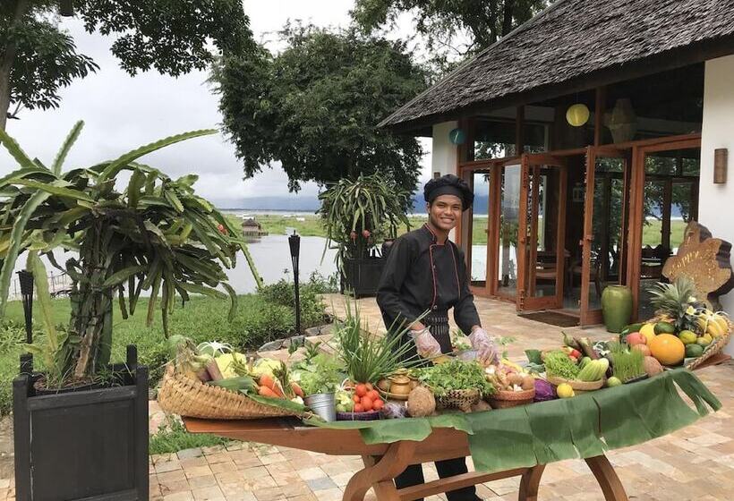 هتل Villa Inle Boutique Resort
