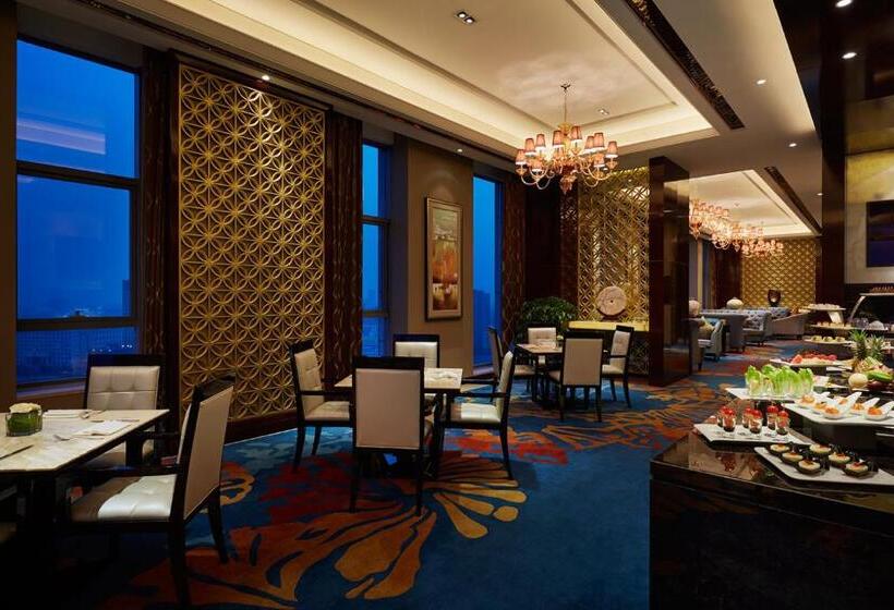 هتل Wanda Realm  Huai An