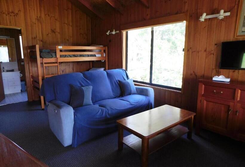 Kangaroo Valley Timber Cabin