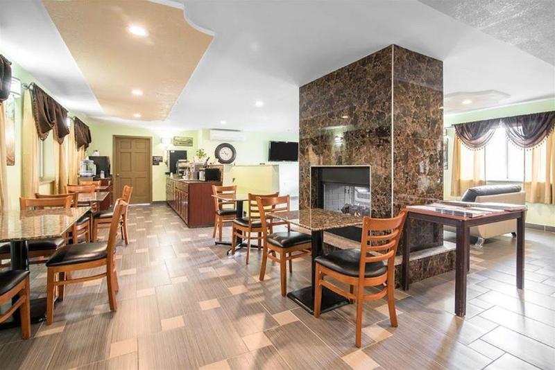 모텔 Rodeway Inn Towanda