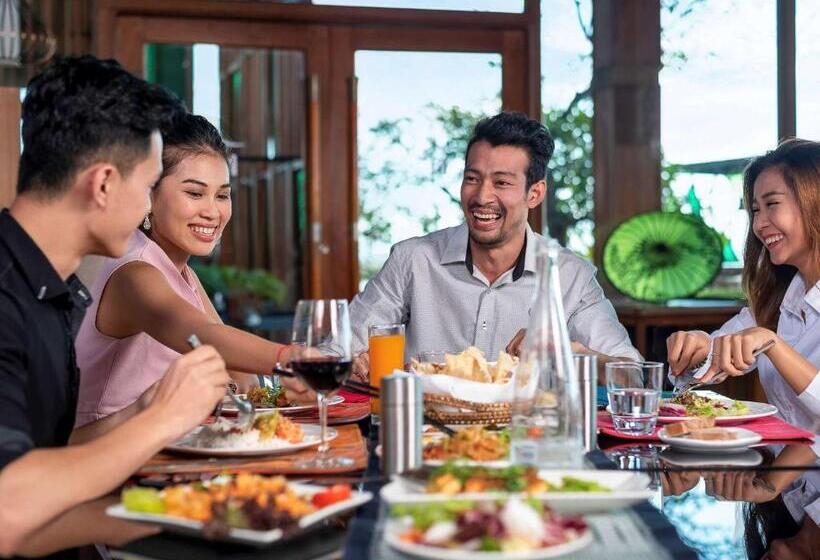 Novotel Inle Lake Myat Min