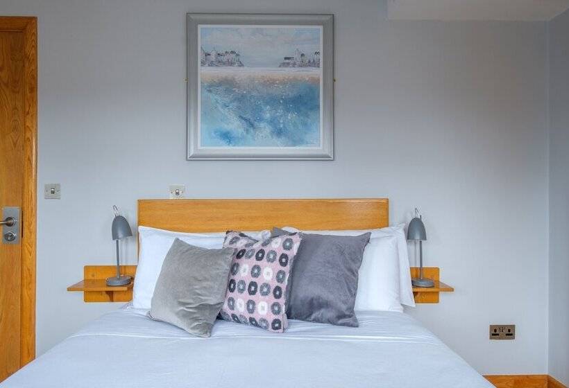 پانسیون The Eyre Square Townhouse