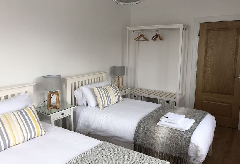 پانسیون The Eyre Square Townhouse