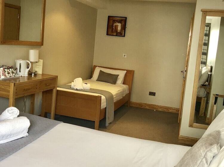 پانسیون The Eyre Square Townhouse