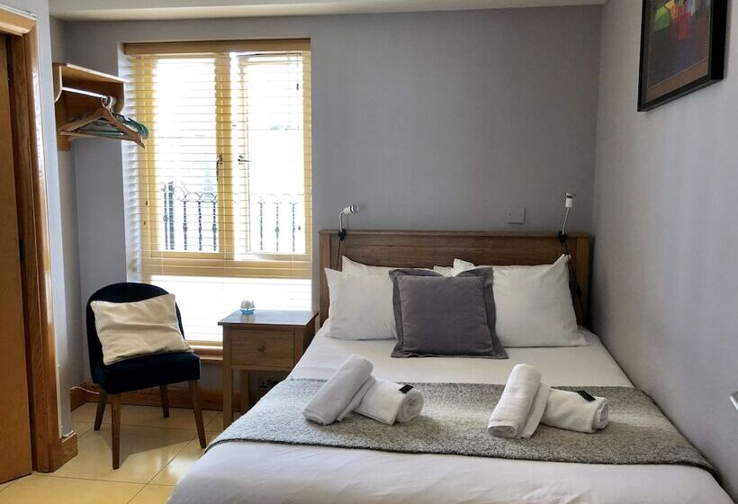 پانسیون The Eyre Square Townhouse