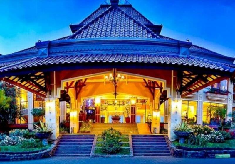 استراحتگاه Royal Hotel And Villa Batu