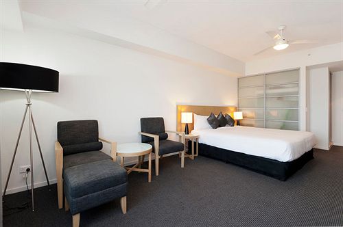 Darwin Executive Suites & Free Car