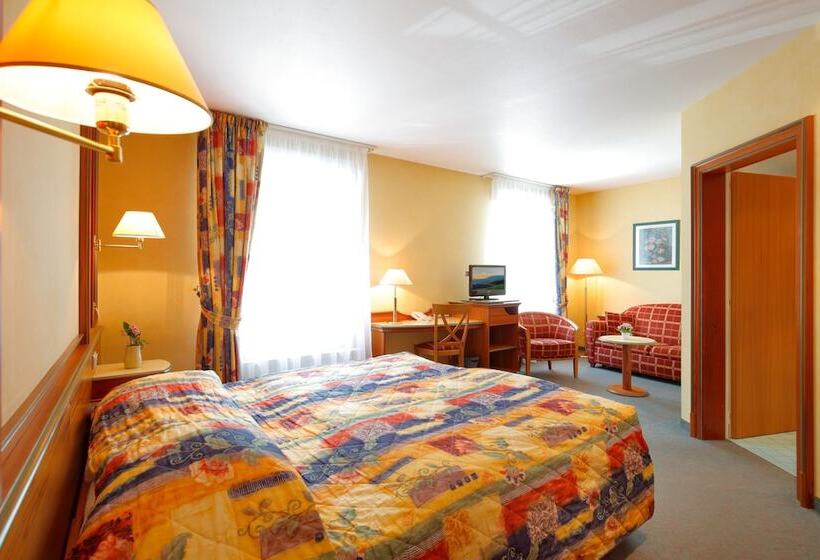 هتل Hôtel Gruber