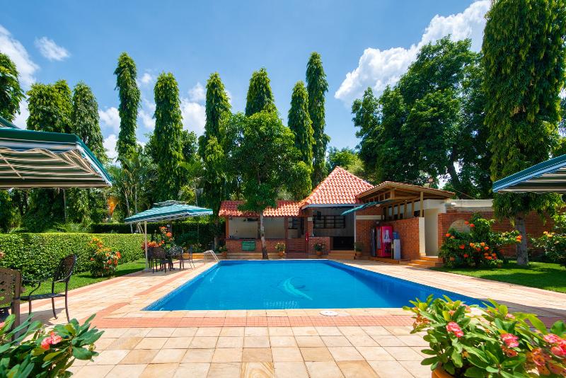 Отель Kibo Homes Moshi