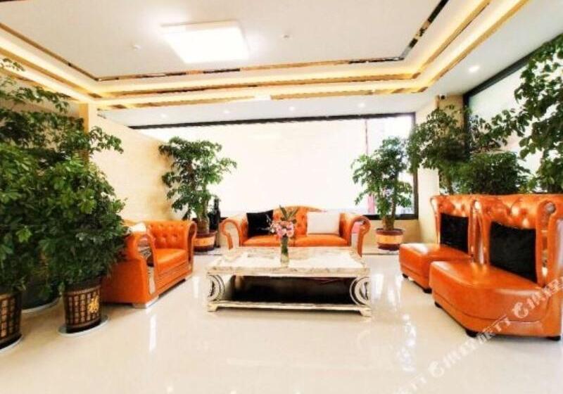 هتل Greentree Inn Shangrila City Bus Station