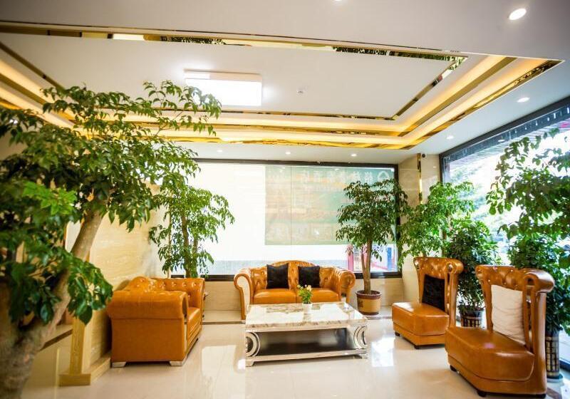 هتل Greentree Inn Shangrila City Bus Station