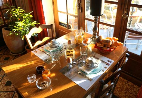 Bed and Breakfast Auberge Des Ruines De Merle