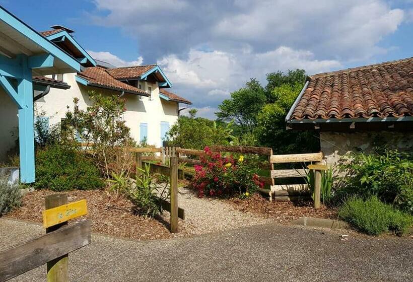 مبيت وإفطار Domaine Hias