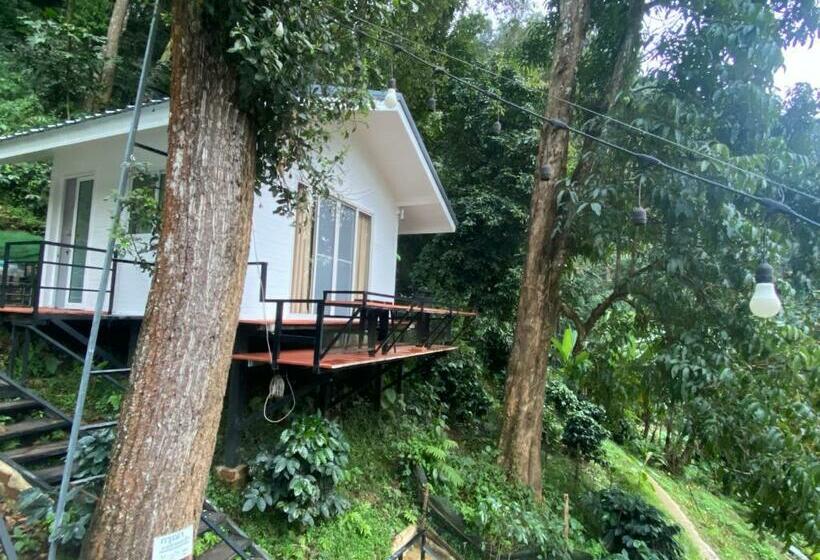 مبيت وإفطار บ้านชายดอย Glamping ดอยแม่แจ๋ม Cheason ,muangpan, Lampang