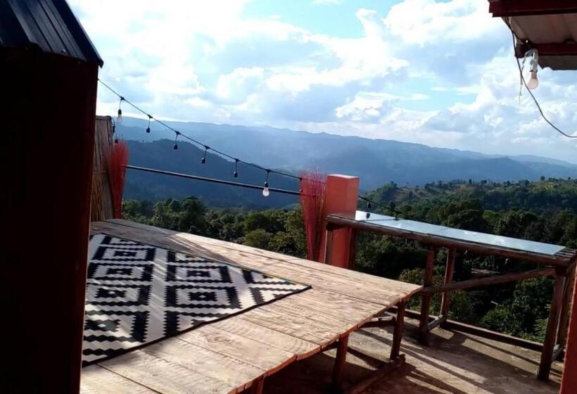 تختخواب و صبحانه Terre Terrace Glamping   Doichang