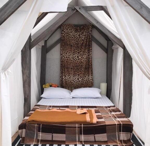 تختخواب و صبحانه Terre Terrace Glamping   Doichang