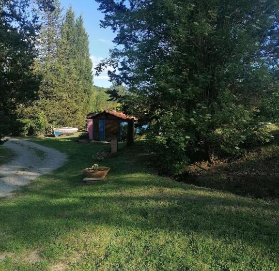 فندق Agriturismo Campolungo