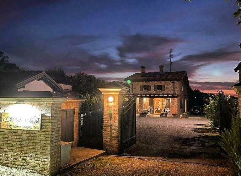 هاستل Affittacamere Maranello Locanda Moca