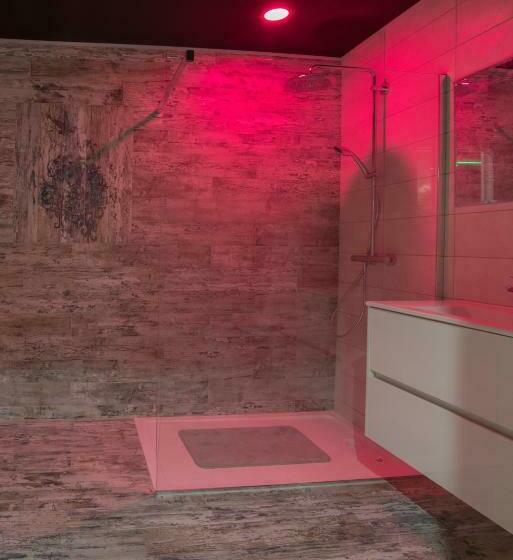 American Spa Motel