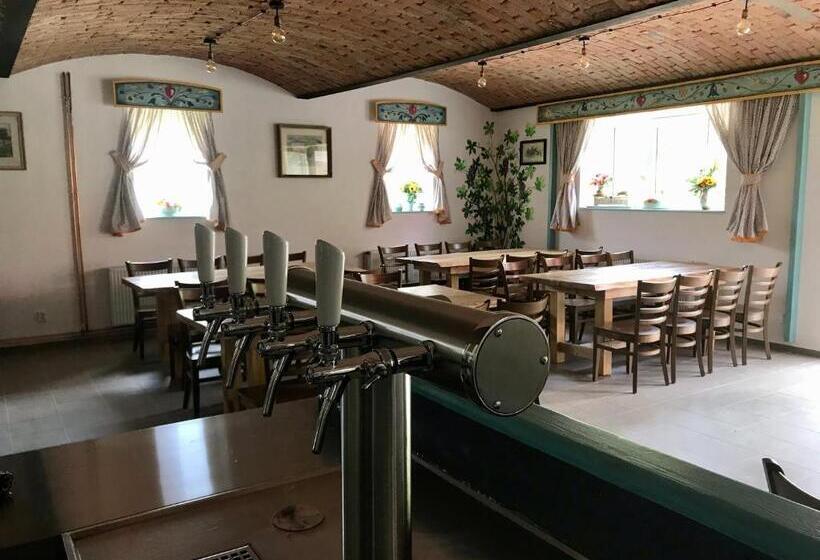 민박 Bendovský Dvůr