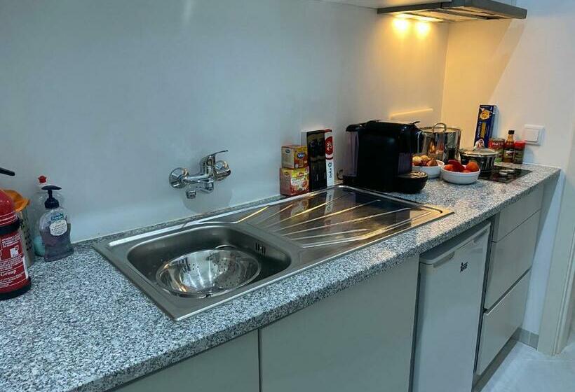 住宿加早餐  Cdr Moderne Luxe En Spectaculair Uitzicht