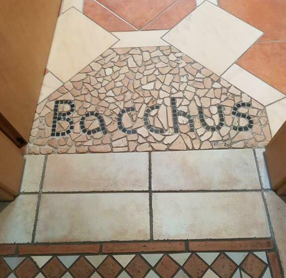 ベッドアンドブレックファースト Weingut Und Gästehaus Henrici