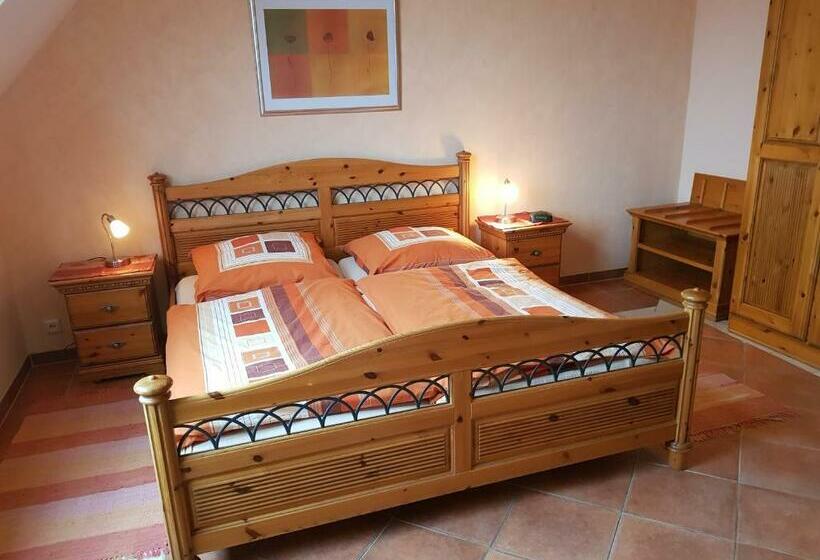 ベッドアンドブレックファースト Weingut Und Gästehaus Henrici