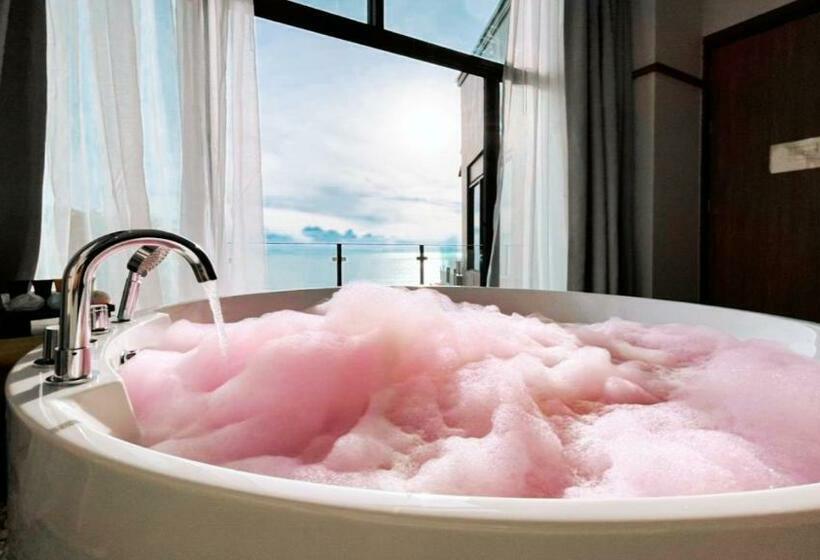 فندق สิชลเตโซโร