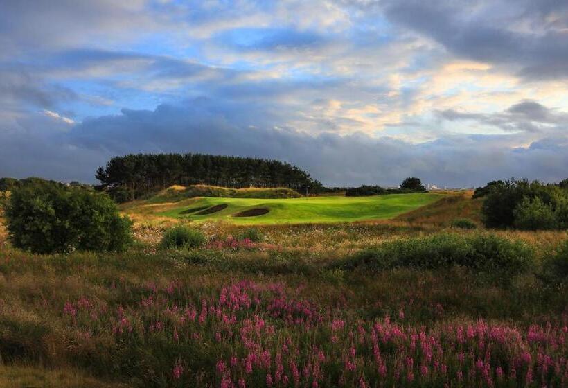 Отель Dundonald Links