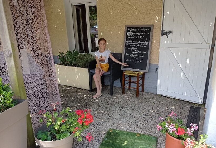 בית מלון כפרי L  Auberge Campagnarde, Lourdes
