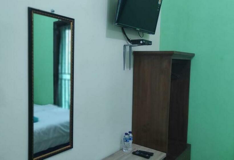 پانسیون Reddoorz Near Rsud Kebumen 2