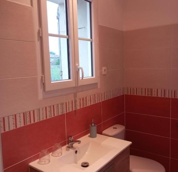 مبيت وإفطار Les Ormes De Belluire