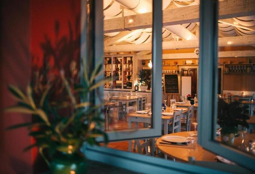 مبيت وإفطار Turchi Farm   Locanda Della Luna & Antico Frantoio
